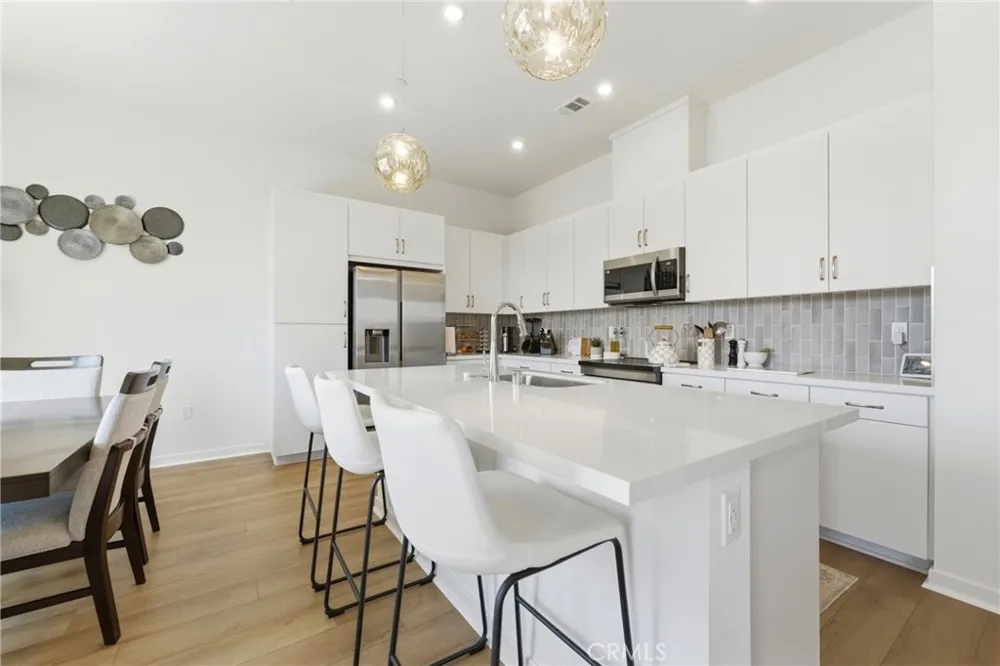 3247 E. Moonstone Drive Ontario, CA 91761
