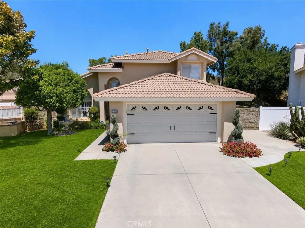 7814 Aberdeen Highland, CA 92346