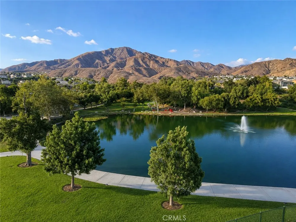 7814 Aberdeen Highland, CA 92346