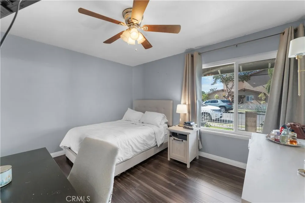 11019 Bluejay Santa Fe Springs, CA 90670