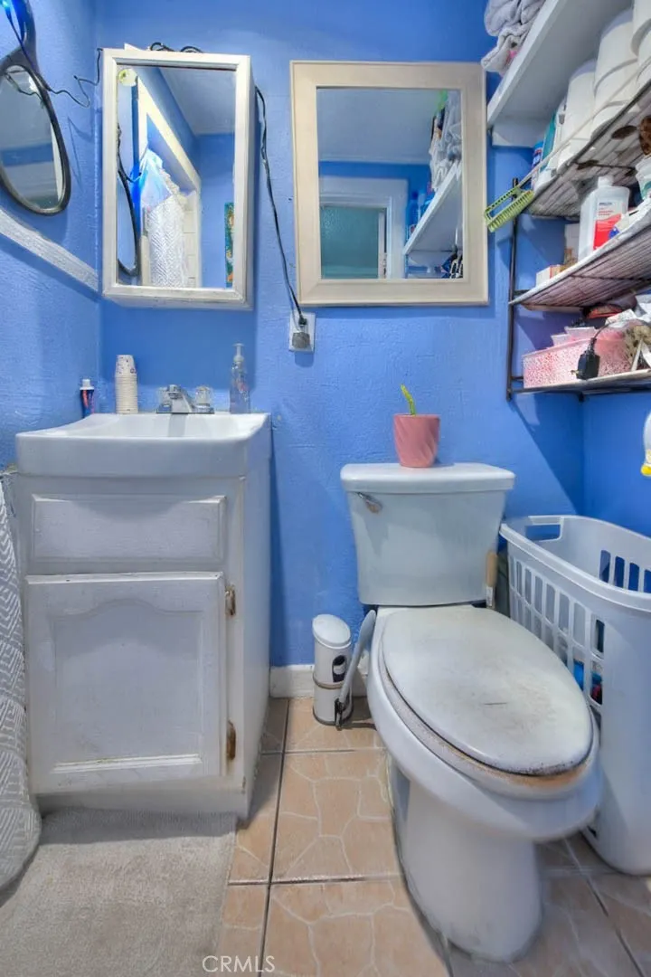 10606 Avalon Boulevard Los Angeles, CA 90003