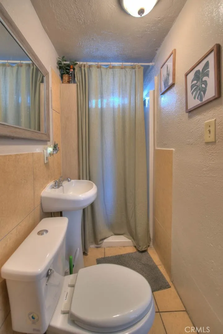 10606 Avalon Boulevard Los Angeles, CA 90003