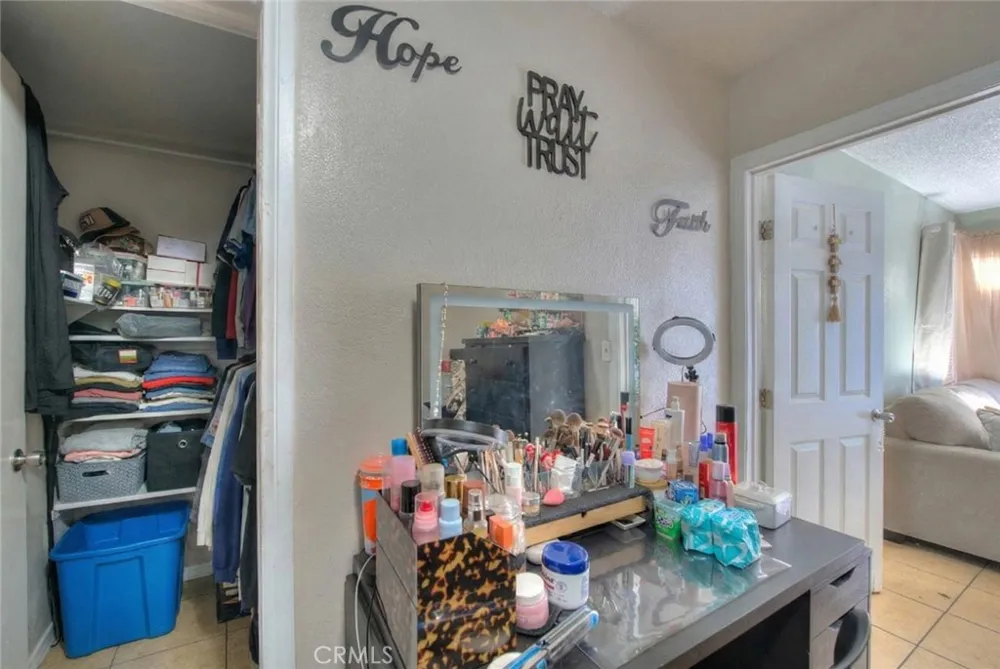 10606 Avalon Boulevard Los Angeles, CA 90003