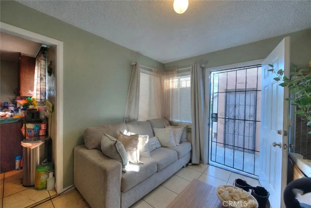 10606 Avalon Boulevard Los Angeles, CA 90003