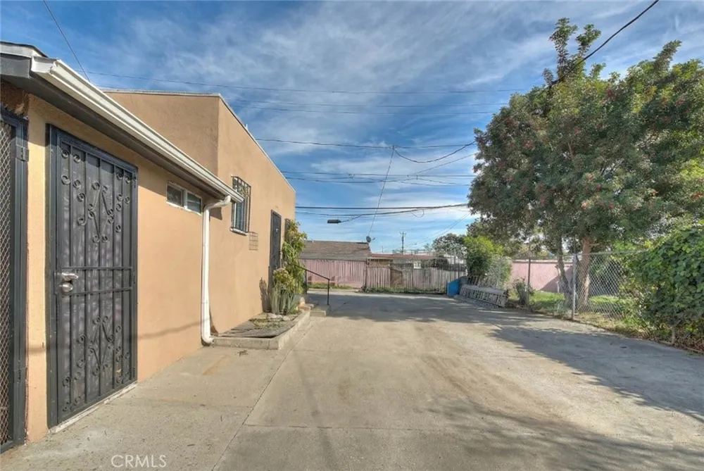 10606 Avalon Boulevard Los Angeles, CA 90003
