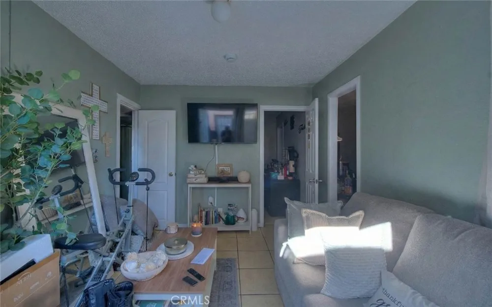 10606 Avalon Boulevard Los Angeles, CA 90003