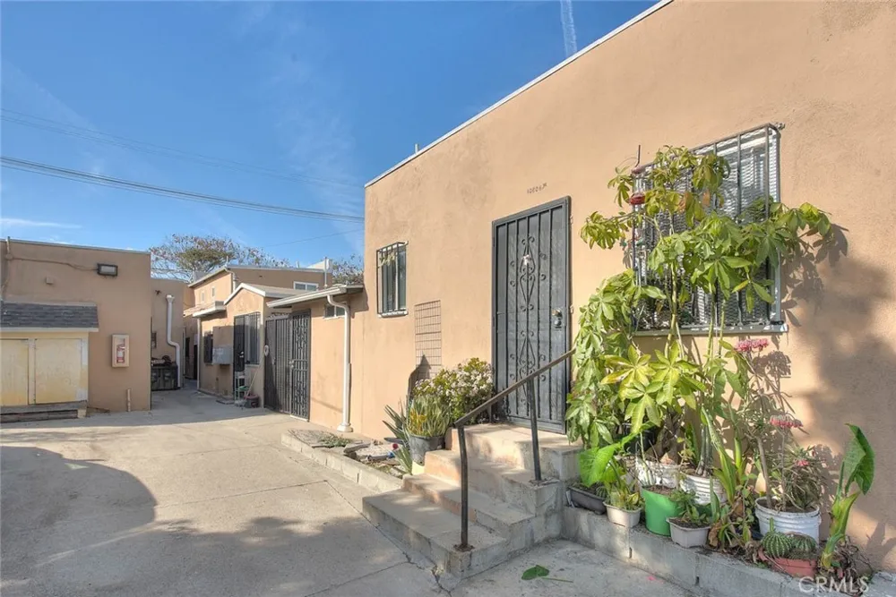 10606 Avalon Boulevard Los Angeles, CA 90003