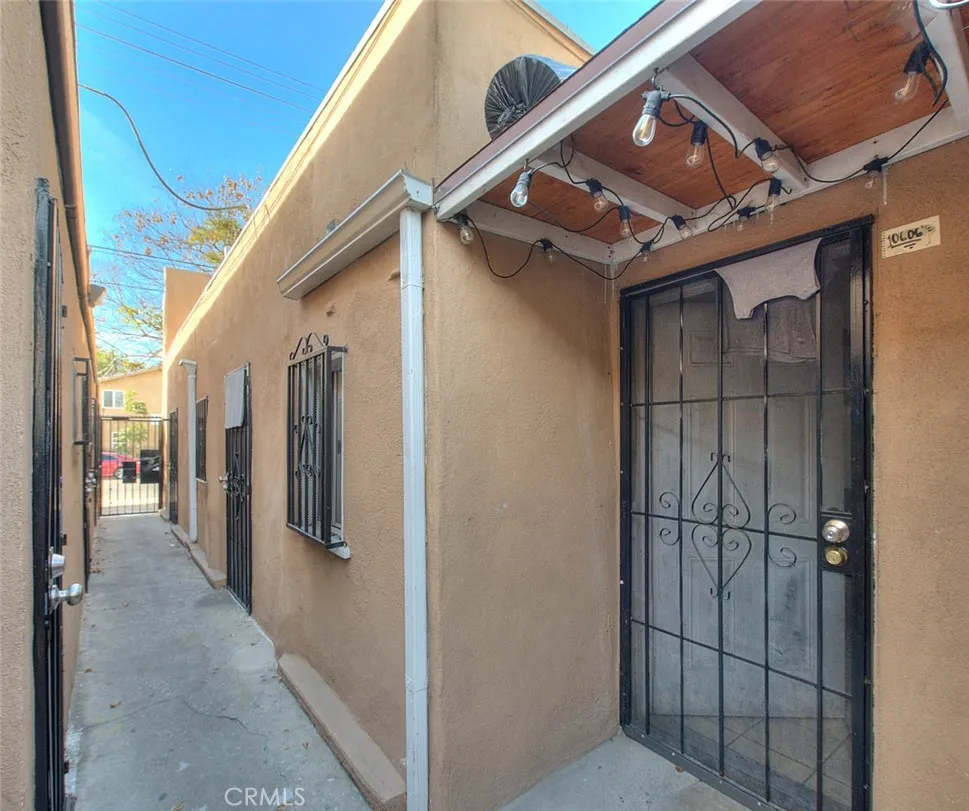10606 Avalon Boulevard Los Angeles, CA 90003