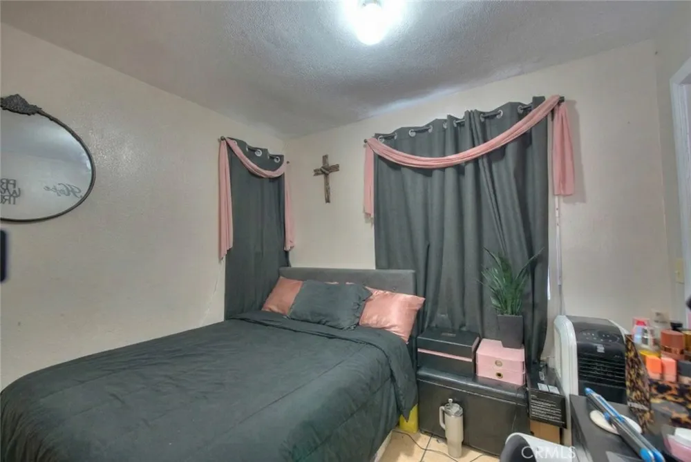 10606 Avalon Boulevard Los Angeles, CA 90003
