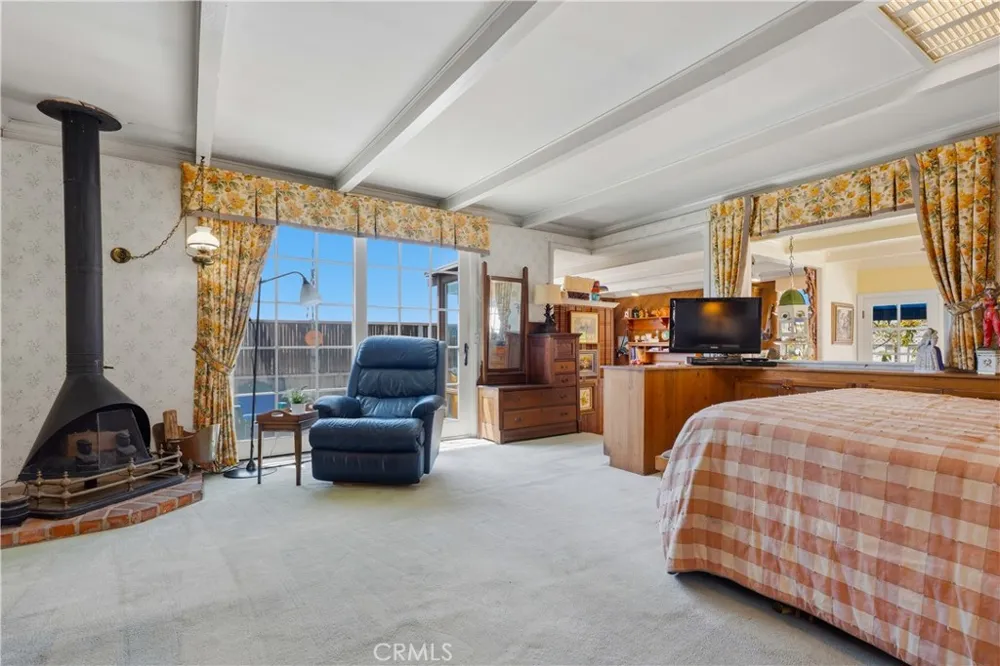 215 Ocean View Newport Beach, CA 92663