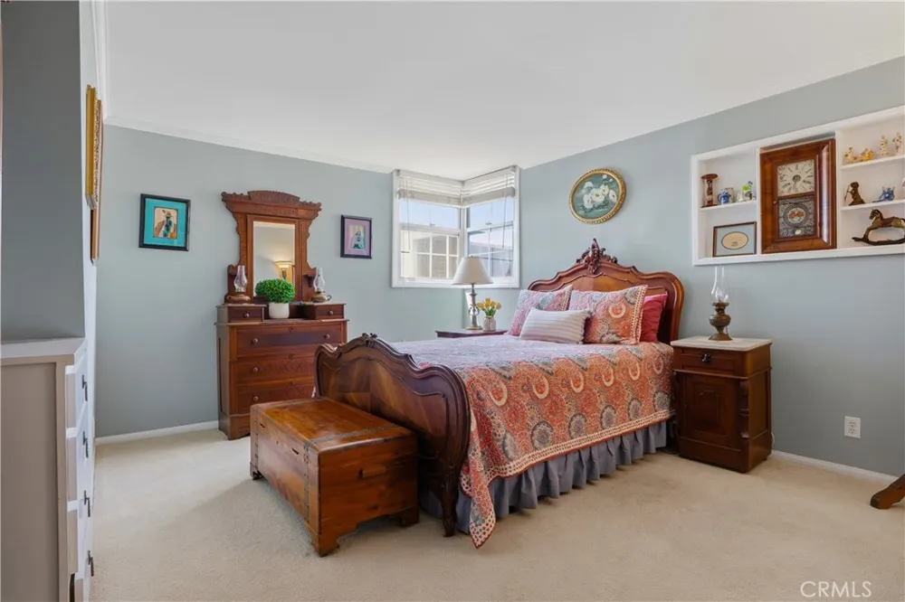 215 Ocean View Newport Beach, CA 92663