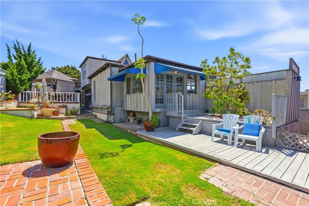 215 Ocean View Newport Beach, CA 92663