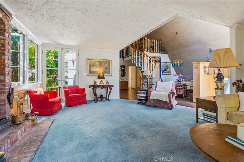 215 Ocean View Newport Beach, CA 92663