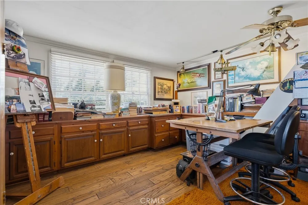 215 Ocean View Newport Beach, CA 92663