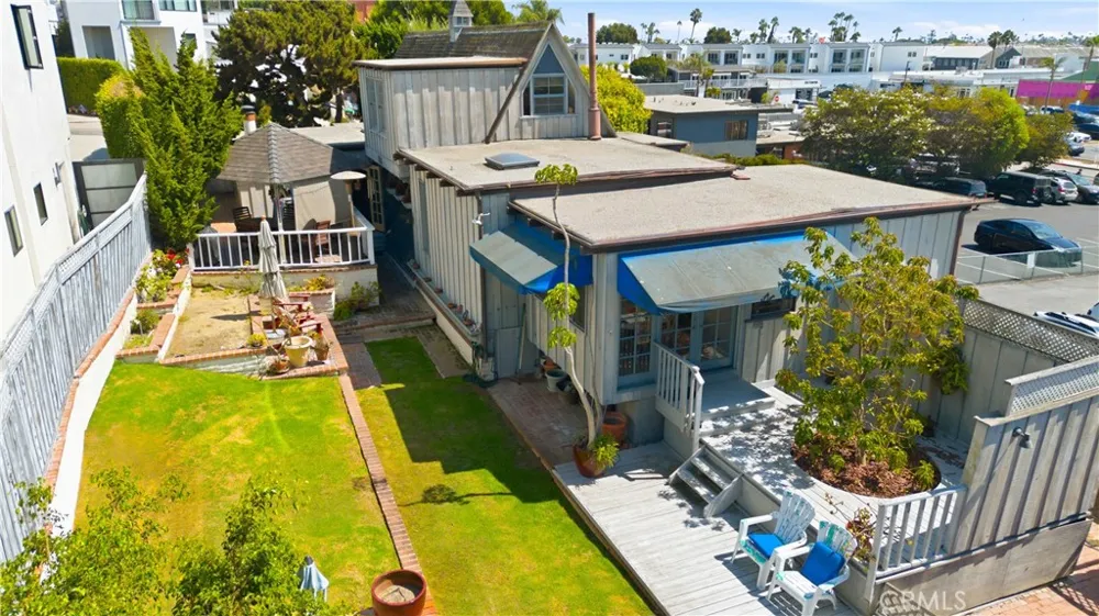 215 Ocean View Newport Beach, CA 92663