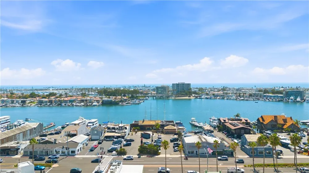 215 Ocean View Newport Beach, CA 92663