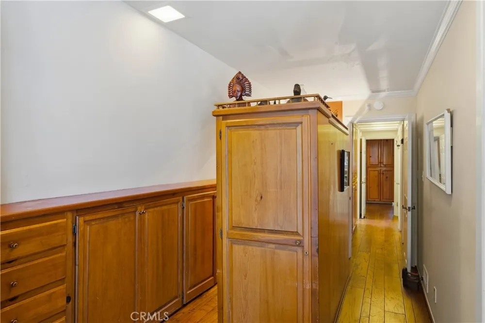 215 Ocean View Newport Beach, CA 92663
