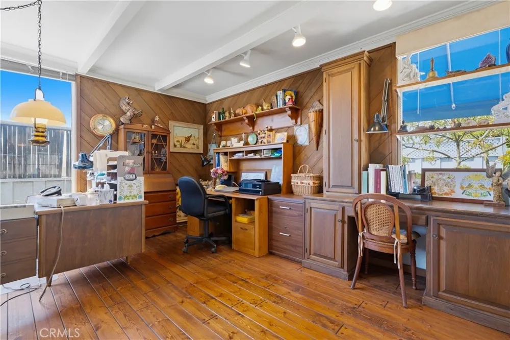 215 Ocean View Newport Beach, CA 92663