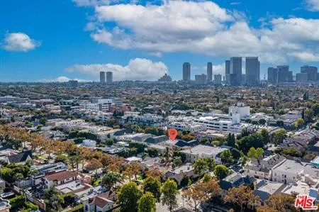 212 S Reeves #4 Beverly Hills, CA 90212
