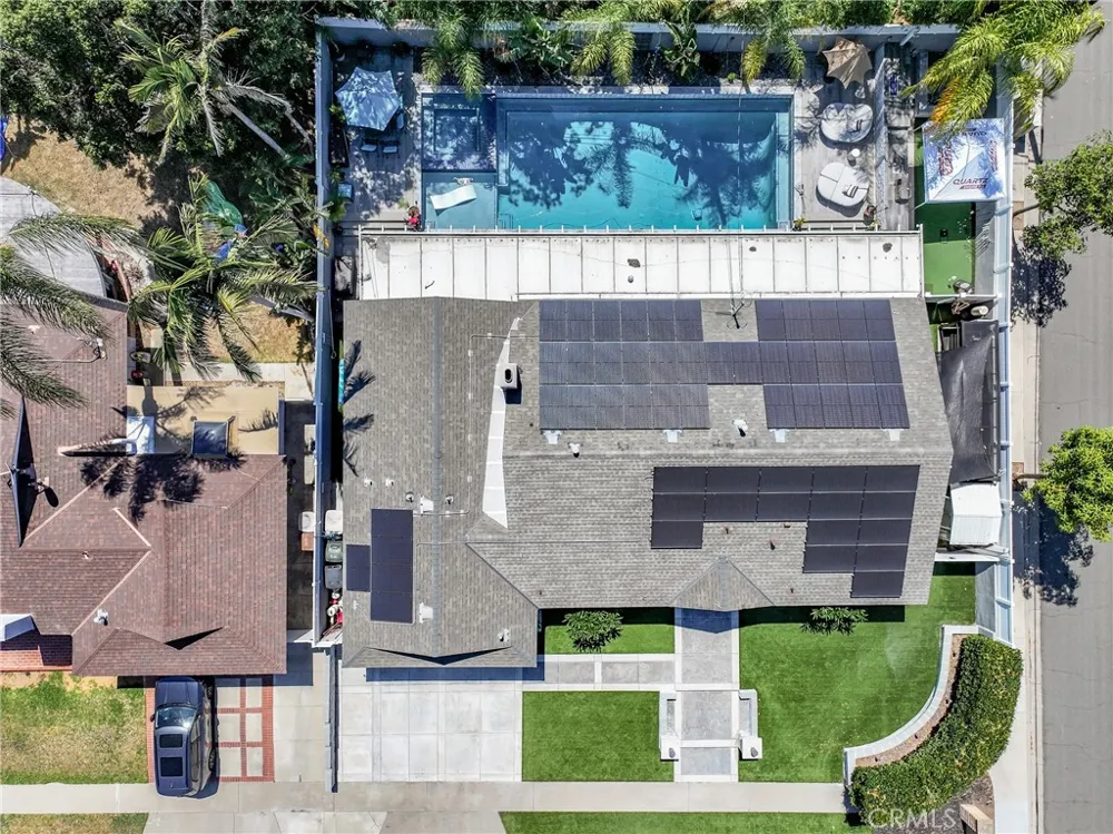 5011 Santa Fe Yorba Linda, CA 92886