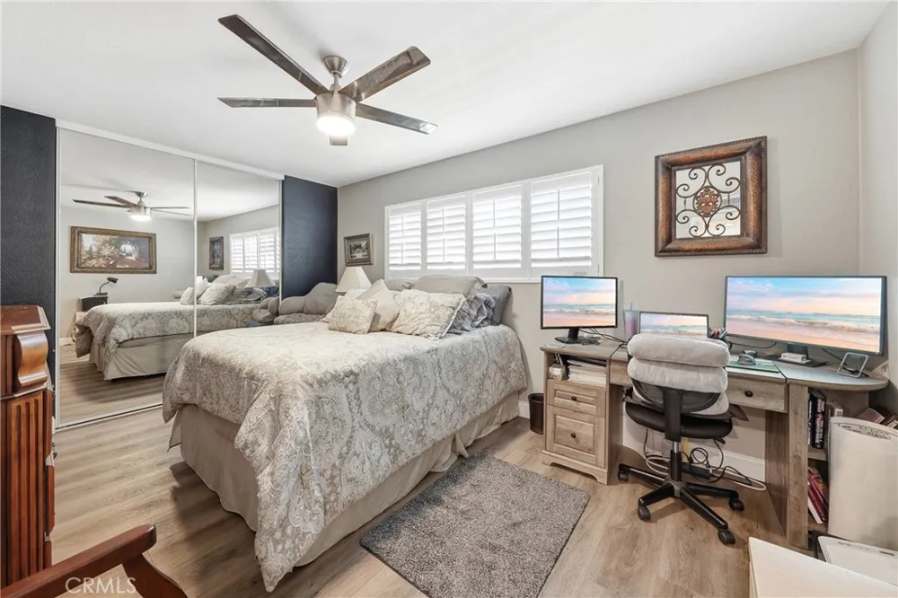 5011 Santa Fe Yorba Linda, CA 92886