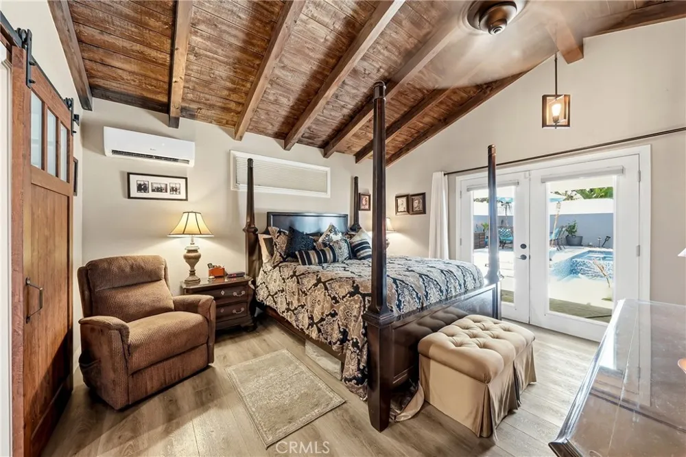 5011 Santa Fe Yorba Linda, CA 92886