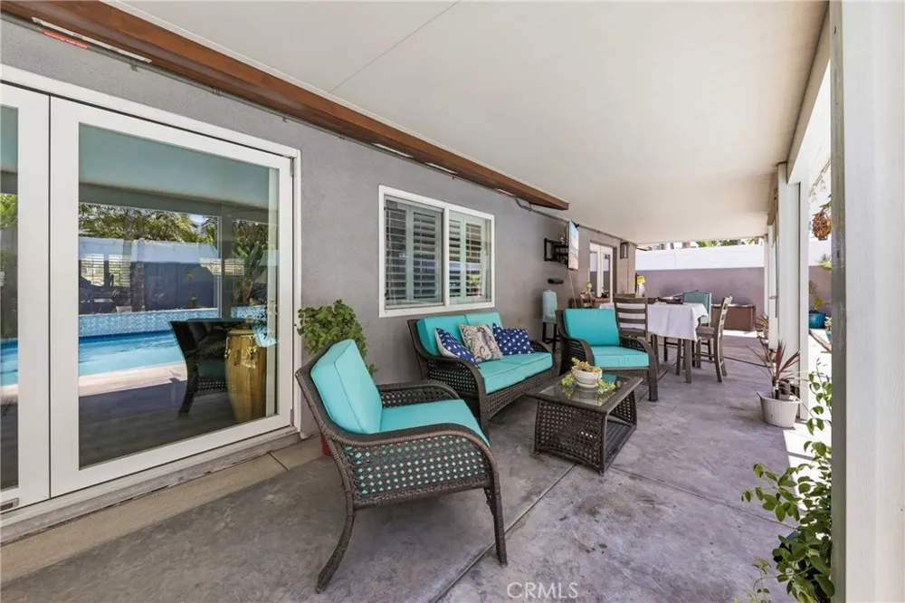 5011 Santa Fe Yorba Linda, CA 92886