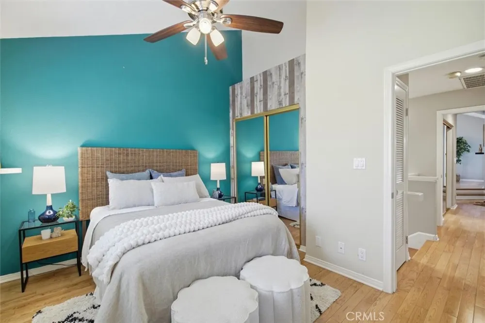 18730 Hatteras #47 Tarzana, CA 91356