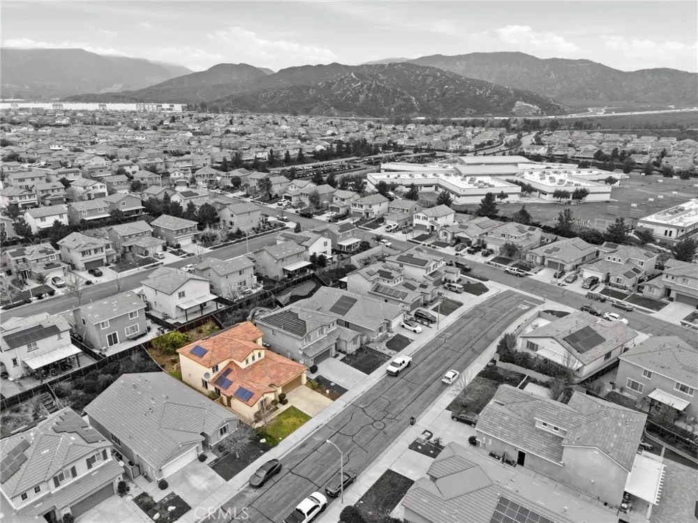 18332 Cayenne San Bernardino, CA 92407