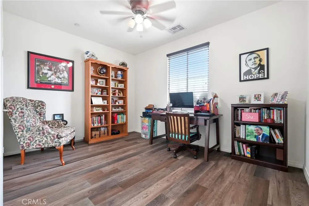 18332 Cayenne San Bernardino, CA 92407