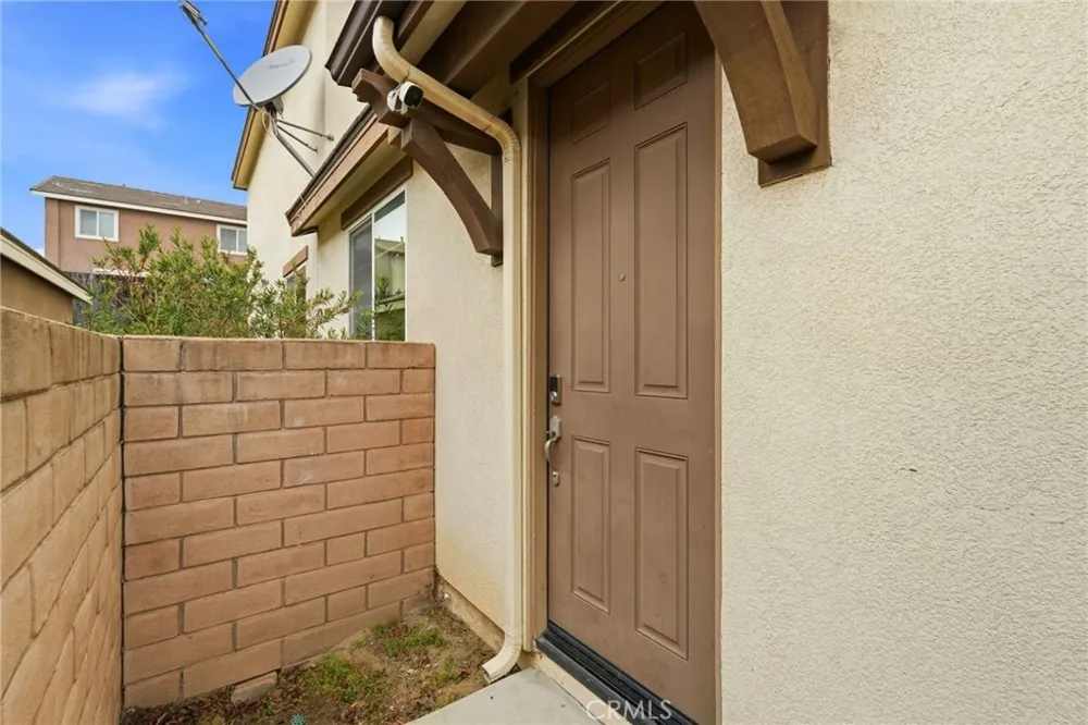 18332 Cayenne San Bernardino, CA 92407