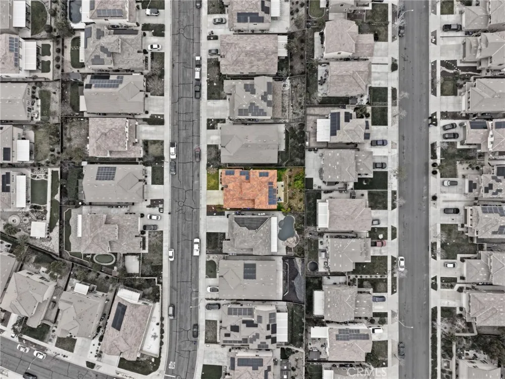 18332 Cayenne San Bernardino, CA 92407