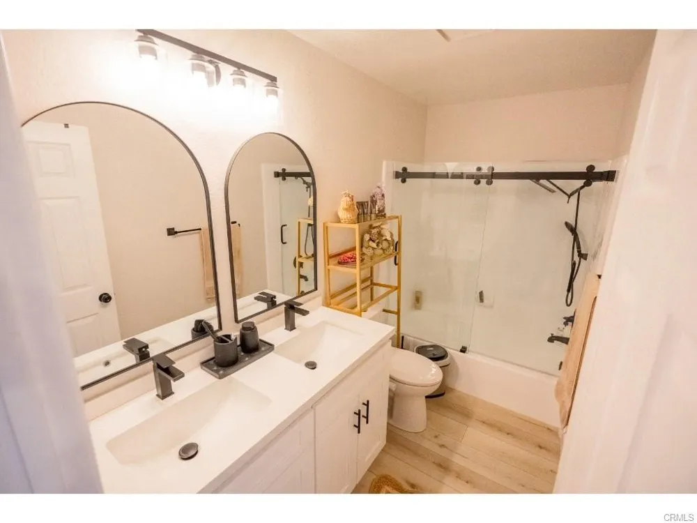 2971 Pembroke Hemet, CA 92545