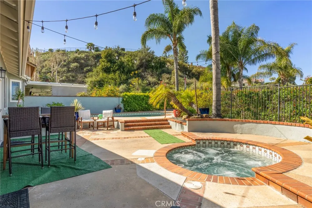 639 S Scout Trail Anaheim, CA 92807