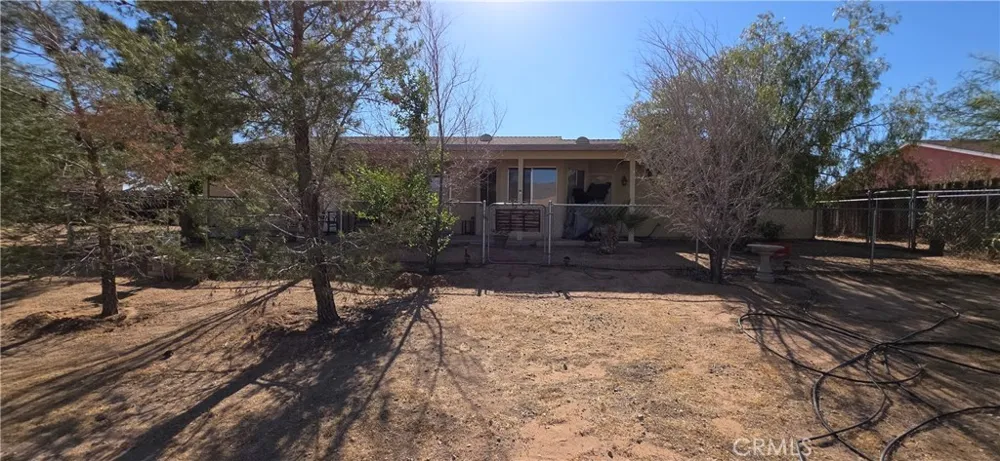 14307 Tonikan Apple Valley, CA 92307