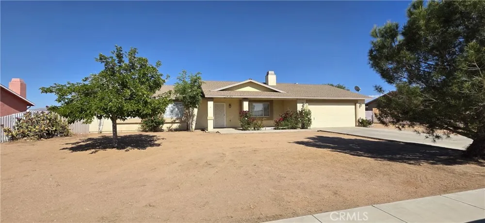 14307 Tonikan Apple Valley, CA 92307