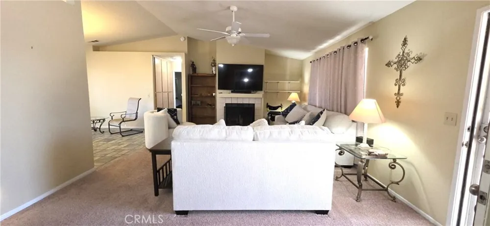 14307 Tonikan Apple Valley, CA 92307