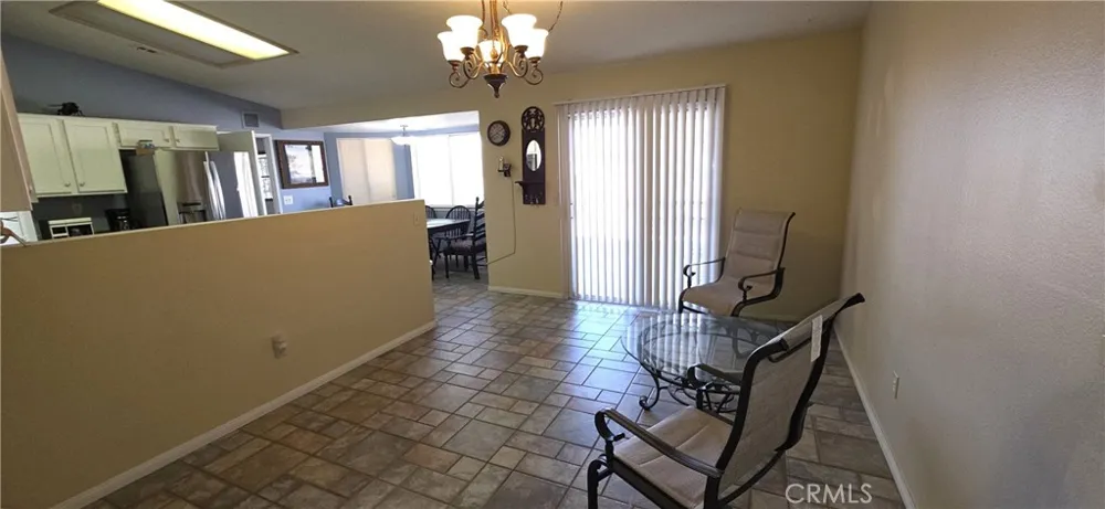 14307 Tonikan Apple Valley, CA 92307