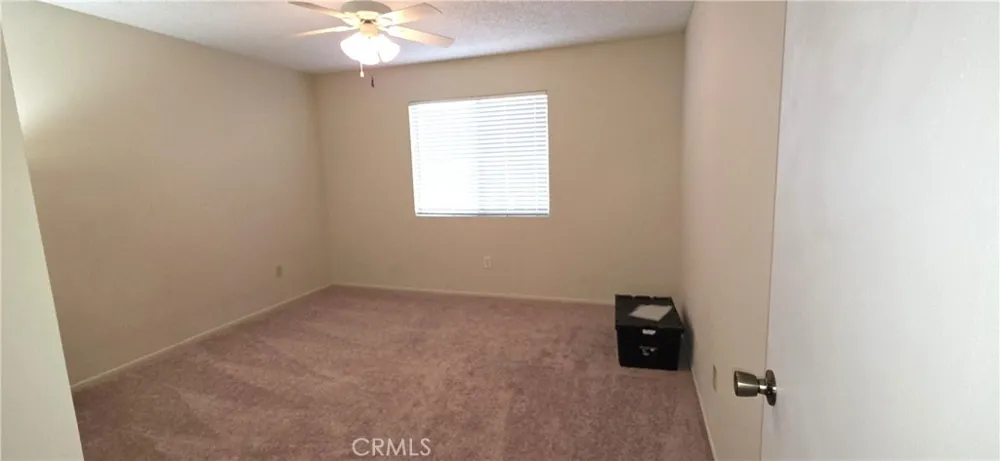 14307 Tonikan Apple Valley, CA 92307