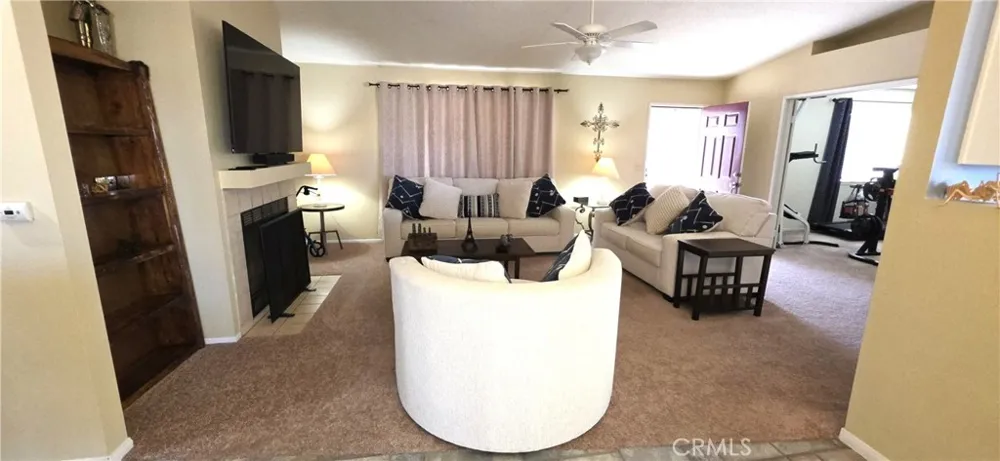 14307 Tonikan Apple Valley, CA 92307