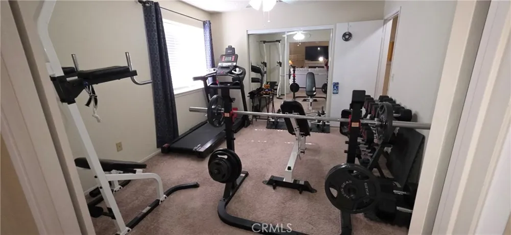 14307 Tonikan Apple Valley, CA 92307