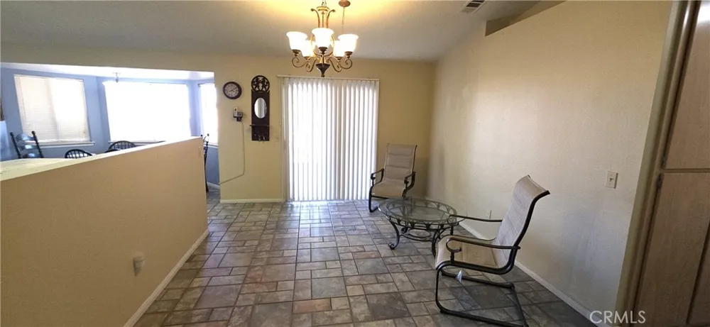 14307 Tonikan Apple Valley, CA 92307