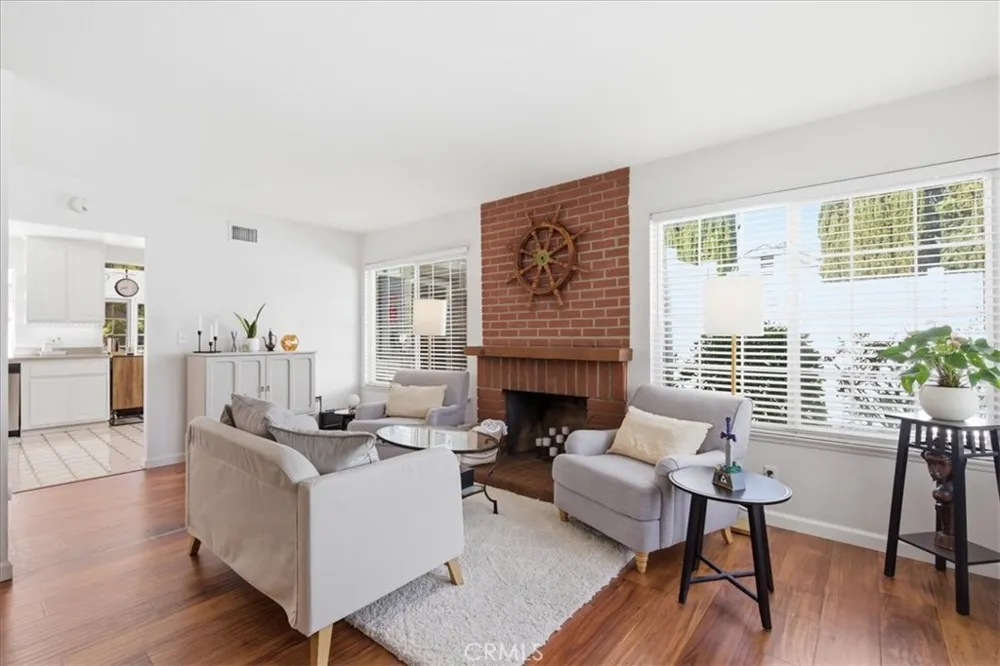 22339 Cheraw Saugus, CA 91350