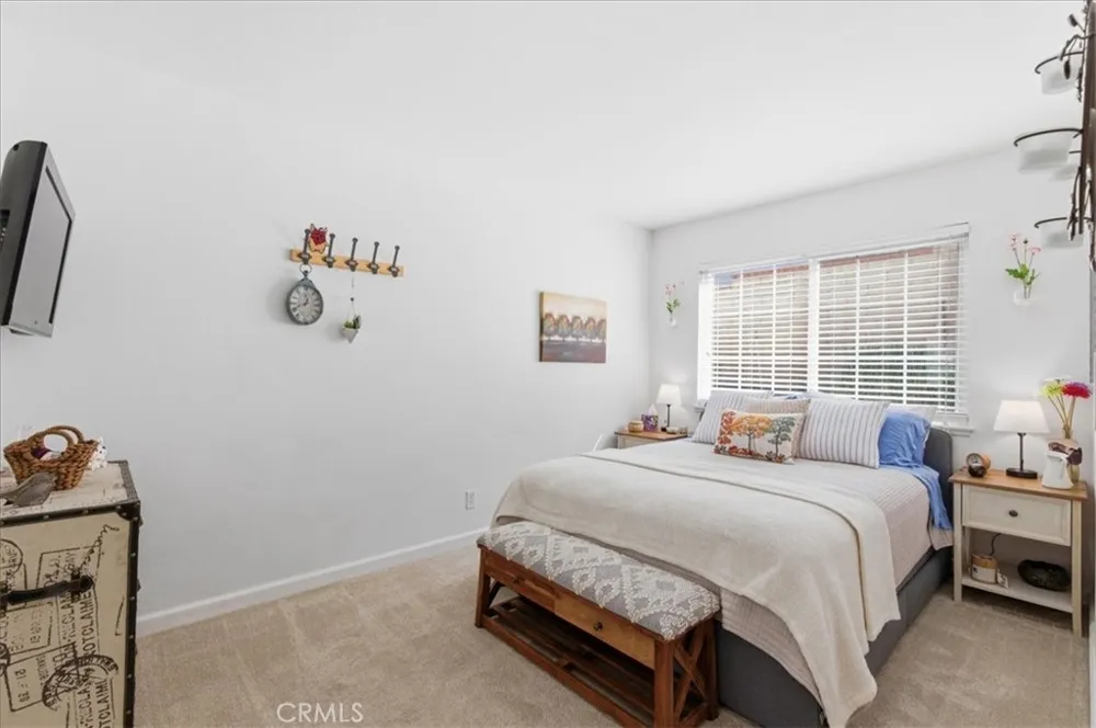 22339 Cheraw Saugus, CA 91350