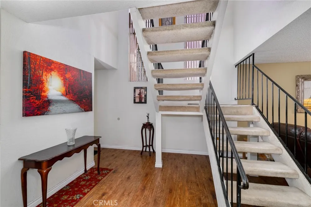 472 S Sherer Compton, CA 90220