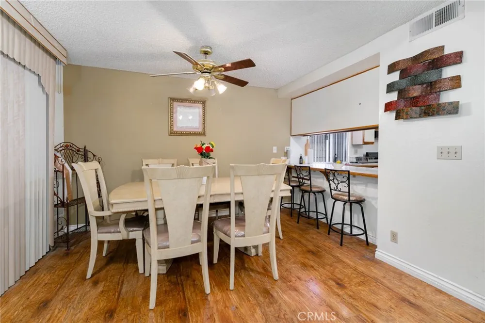 472 S Sherer Compton, CA 90220