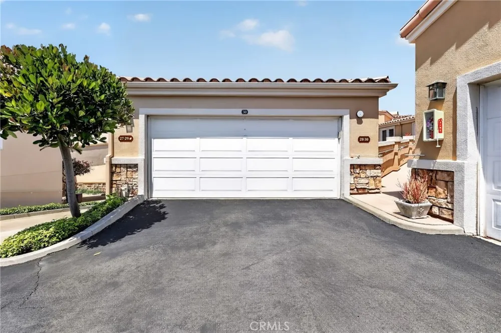 30 Plaza Caloroso San Juan Capistrano, CA 92675