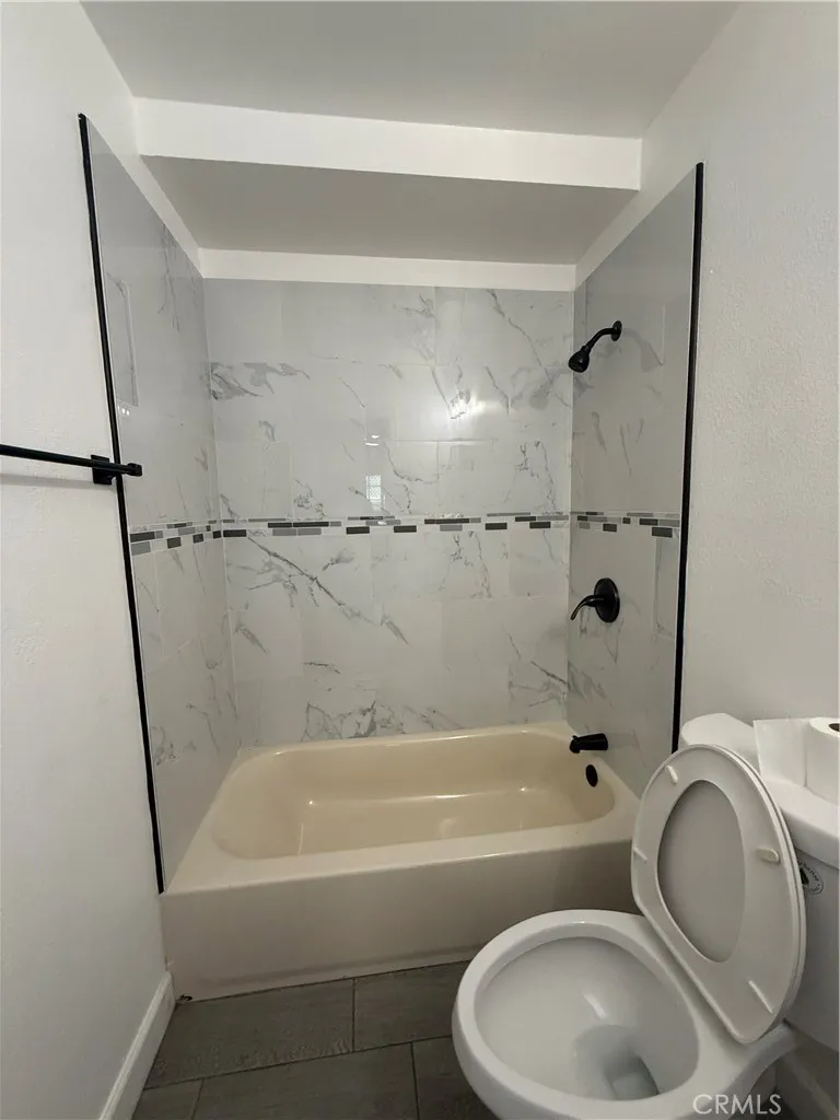 3123 W 67th Los Angeles, CA 90043