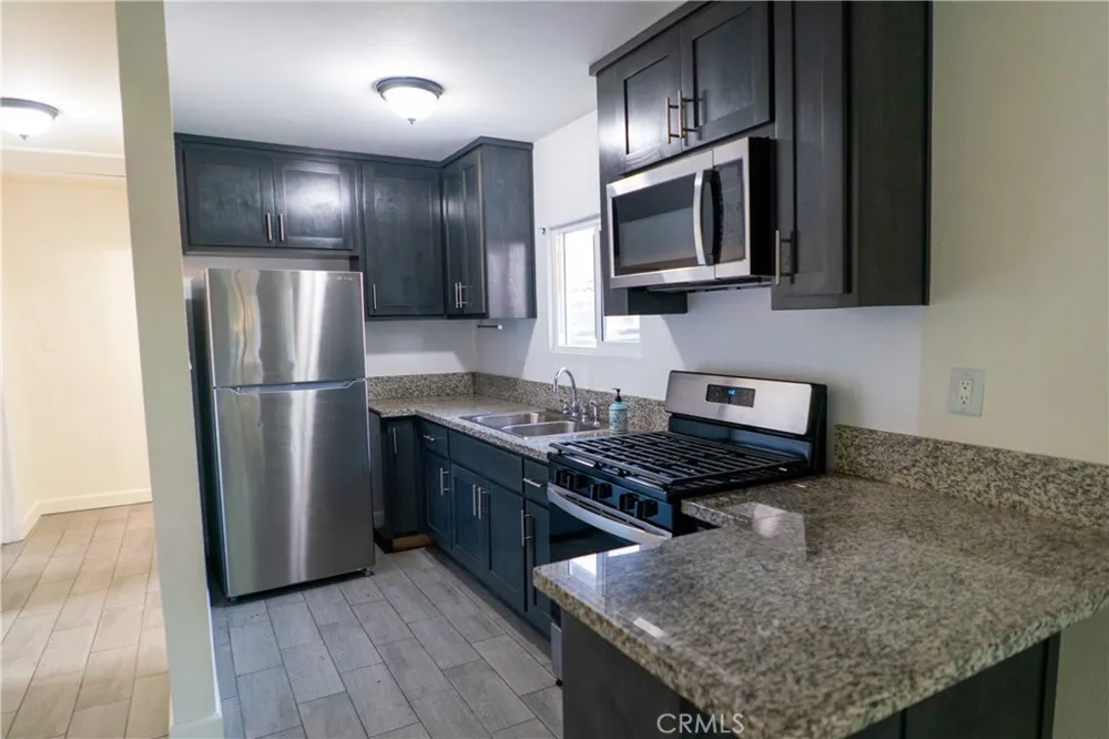 3123 W 67th Los Angeles, CA 90043