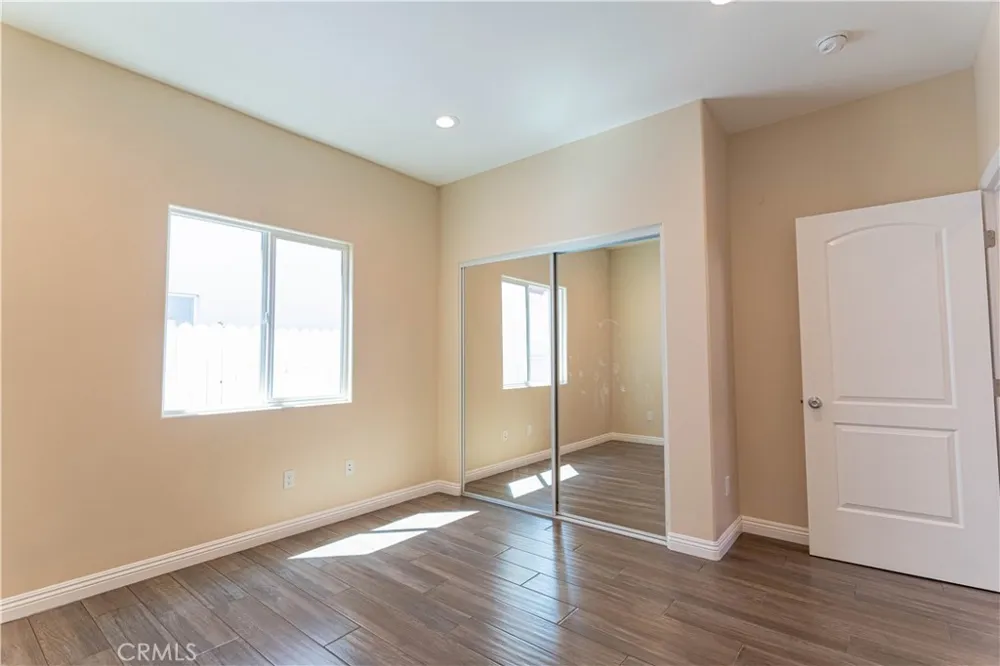 9246 Cedros #6 Panorama City, CA 91402